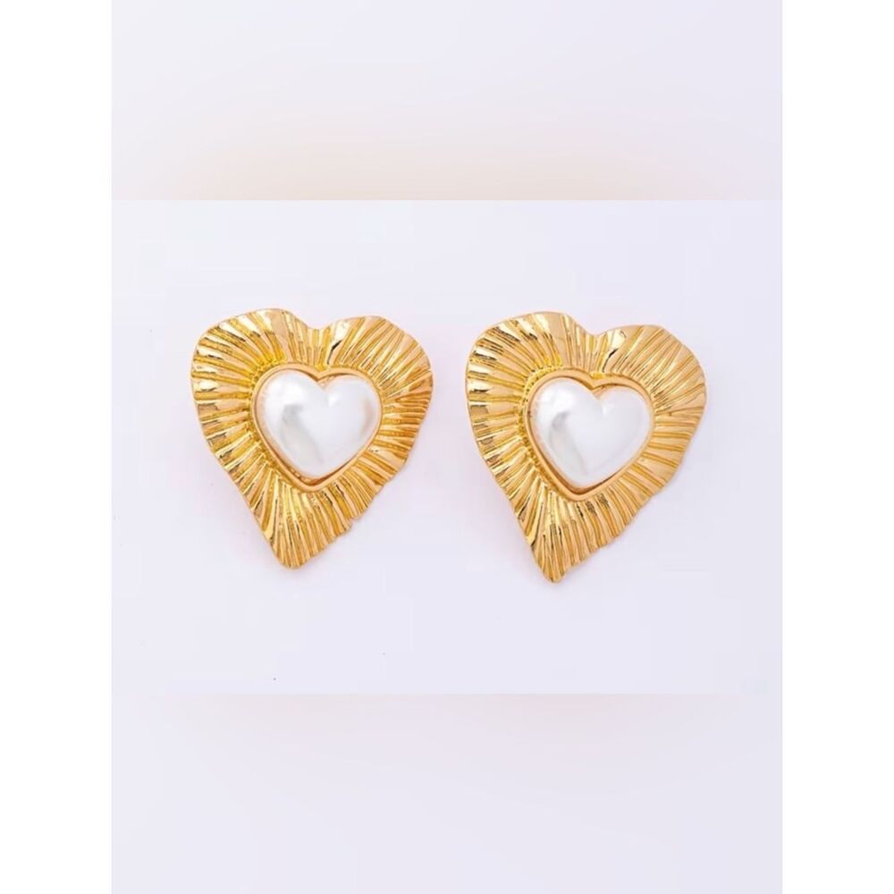 Italian Vintage style heart earrings A10